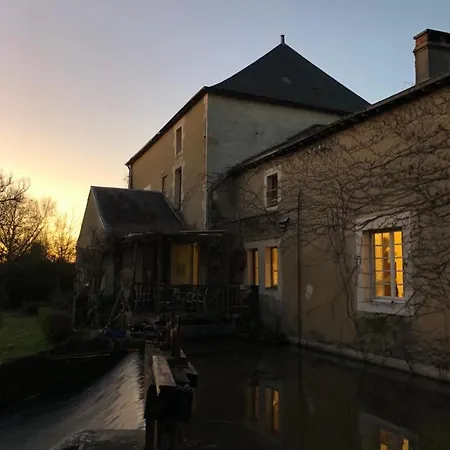 Les Roulottes Du Moulin De Palet