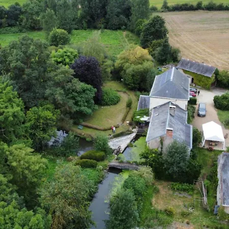 Casa de Campo Les Roulottes Du Moulin De Palet Chartrene