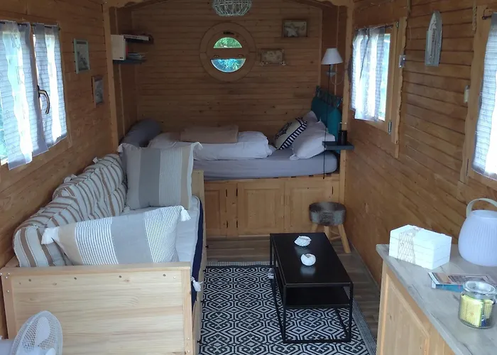 Casa de Campo Les Roulottes Du Moulin De Palet